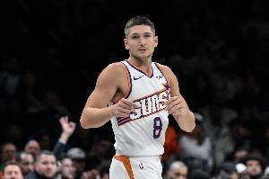 你也抡起来了！阿伦疯狂出手21次 低效拿下23分1板8助2断