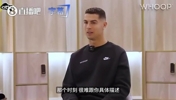 C罗曾言：有时我会吃汉堡或者薯条，有时我也凌晨两点才睡~