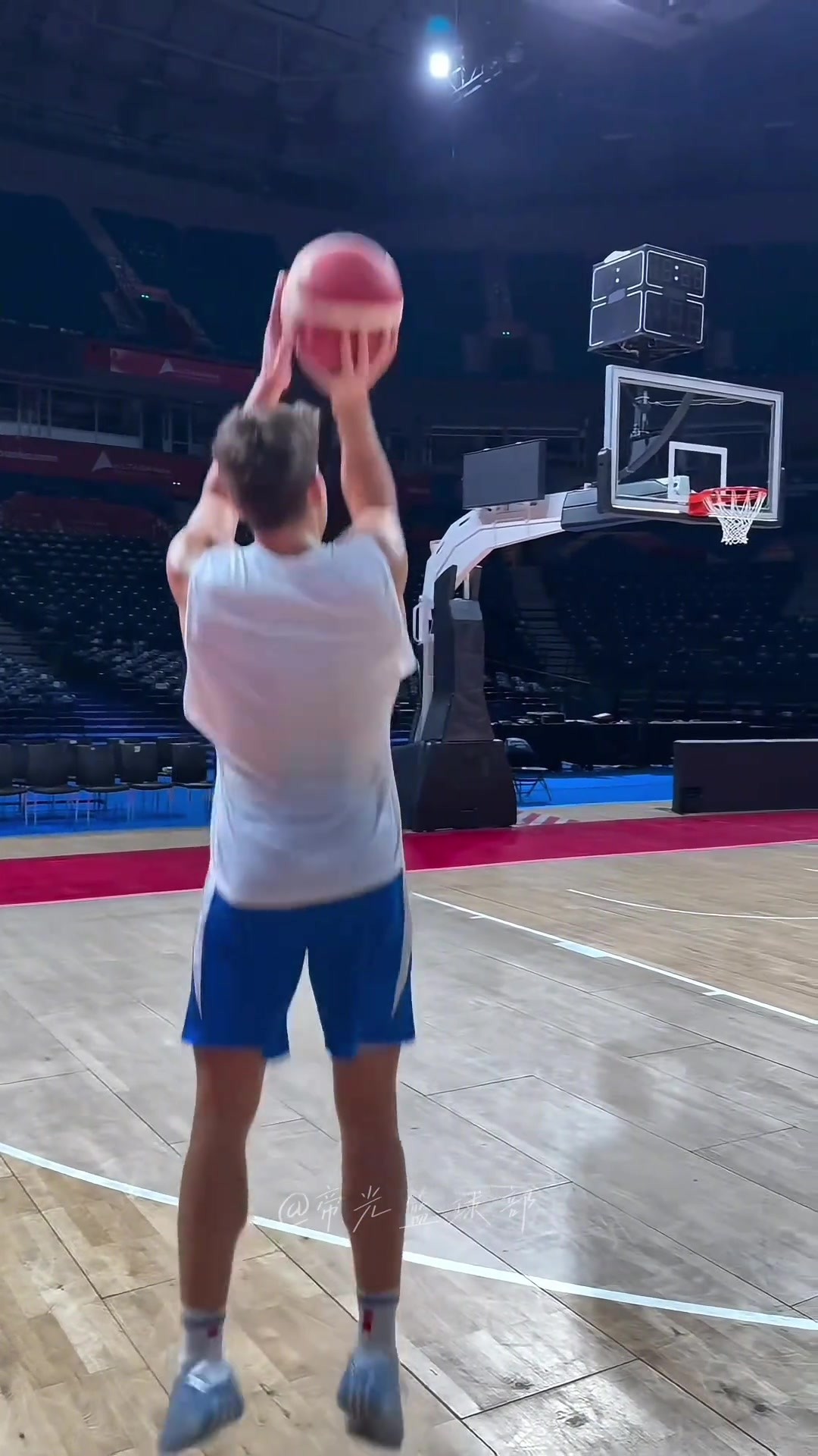 &ldquo;博格丹&rdquo; 教科书级投篮包鉴赏 🏀